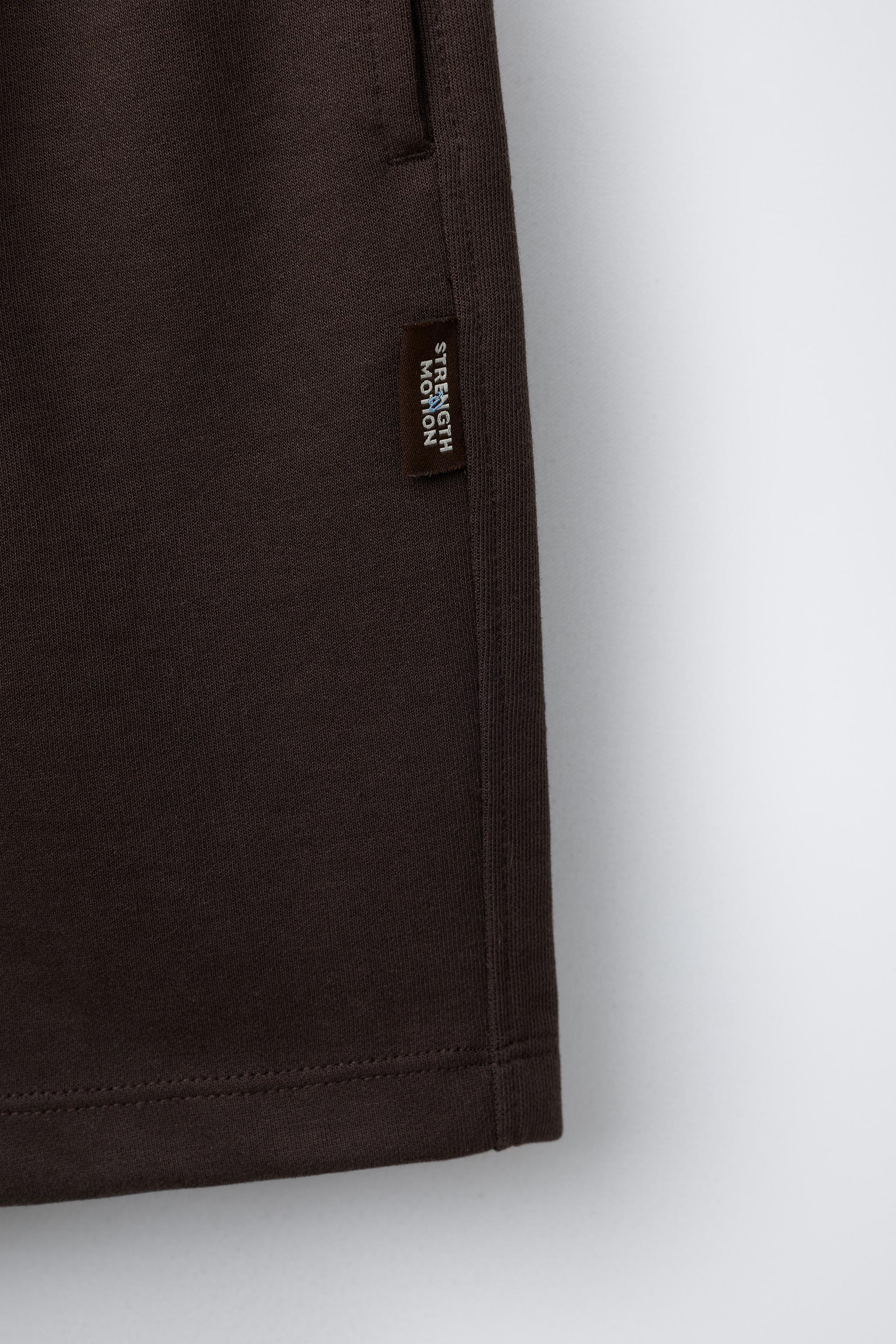 INTERLOCK TEXT T-SHIRT AND BERMUDA SET
